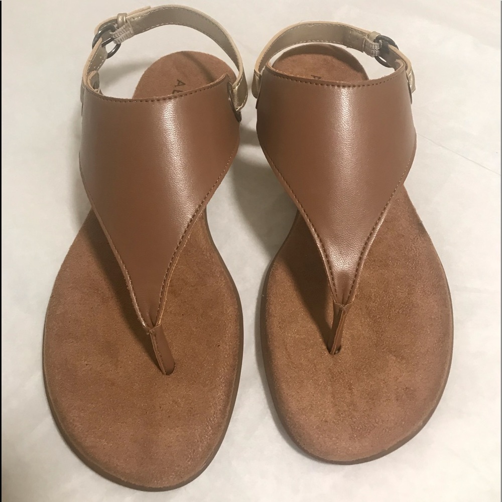 NEW AEROSOLES WOMENS SANDAL